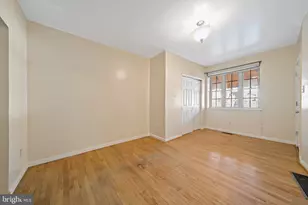 1942 Wolf St, Philadelphia, PA 19145 - Photo 4