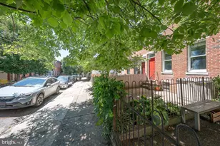 872 Lecount, Philadelphia, PA 19130 - Photo 36