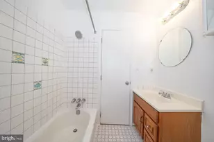 872 Lecount, Philadelphia, PA 19130 - Photo 24