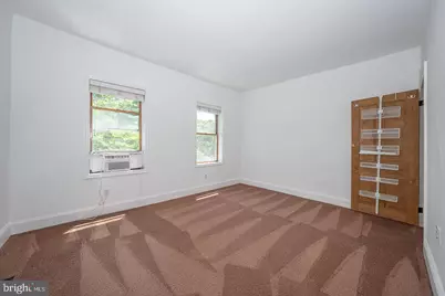 872 Lecount, Philadelphia, PA 19130 - Photo 18