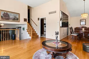 9736 Portis Rd, Philadelphia, PA 19115 - Photo 10