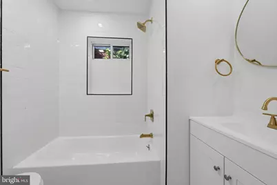 5011 Beaumont Avenue, Philadelphia, PA 19143 - Photo 16