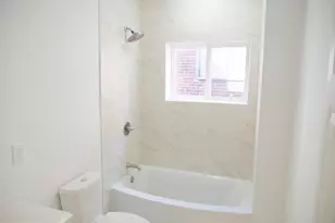 2555 N 33rd St, Philadelphia, PA 19132 - Photo 30