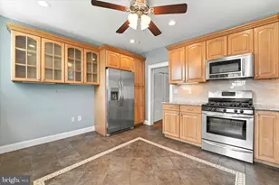 675 Jamestown St, Philadelphia, PA 19128 - Photo 12
