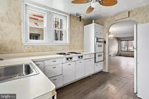 2920 S Carlisle St, Philadelphia, PA 19145 - Photo 6