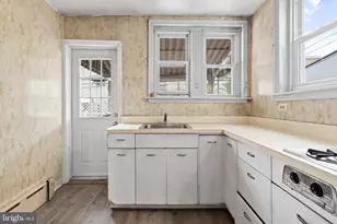 2920 S Carlisle St, Philadelphia, PA 19145 - Photo 8