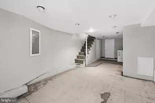 2920 S Carlisle St, Philadelphia, PA 19145 - Photo 18