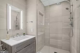 117 N 23rd St, Philadelphia, PA 19103 - Photo 30