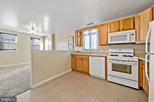 1942 Wolf St, Philadelphia, PA 19145 - Photo 2