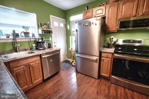 2049 N Palethorp St, Philadelphia, PA 19122 - Photo 8