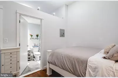 1320 Pine Street #UNIT 1F, Philadelphia, PA 19107 - Photo 6