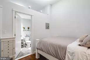 1320 Pine St, Philadelphia, PA 19107 - Photo 6