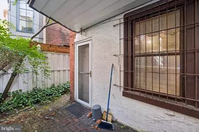 2217 Locust Street, Philadelphia, PA 19103 - Photo 24