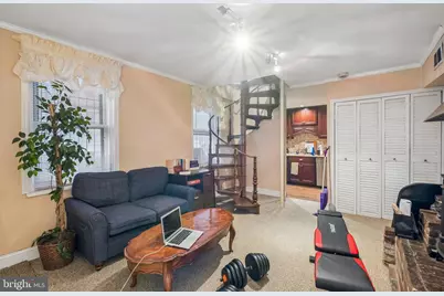 2217 Locust Street, Philadelphia, PA 19103 - Photo 26