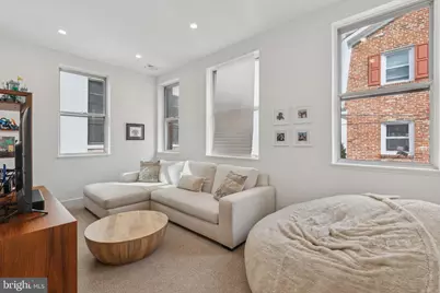 207 S 24th Street, Philadelphia, PA 19103 - Photo 34