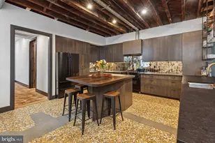 207 S 24th St, Philadelphia, PA 19103 - Photo 6