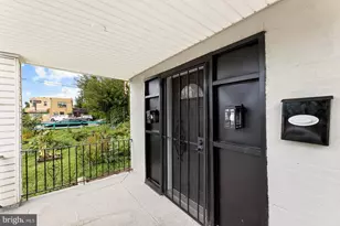 5008 Valley, Philadelphia, PA 19124 - Photo 2