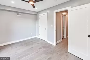 1346 N Myrtlewood St, Philadelphia, PA 19121 - Photo 8