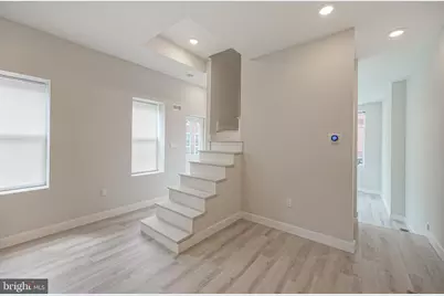 1653 S Lawrence Street, Philadelphia, PA 19148 - Photo 8