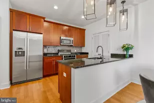 1904 Spring Garden St, Philadelphia, PA 19130 - Photo 8