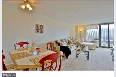 1420 Locust #10P, Philadelphia, PA 19102 - Photo 2