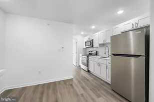 700 N 42nd St, Philadelphia, PA 19104 - Photo 34