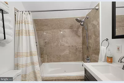 1219 N Randolph Street #3F, Philadelphia, PA 19122 - Photo 28