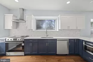 1002 66th Ave, Philadelphia, PA 19126 - Photo 14