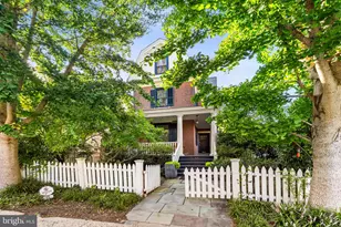 35 E Gravers Ln, Philadelphia, PA 19118 - Photo 34