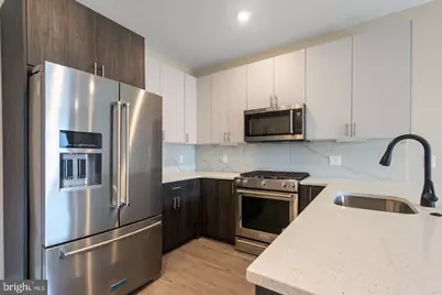 408-10 N Front Street #10, Philadelphia, PA 19123 - Photo 2