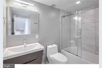 910 N 16th Street #C, Philadelphia, PA 19130 - Photo 8
