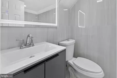 1432 N Leithgow Street, Philadelphia, PA 19122 - Photo 18
