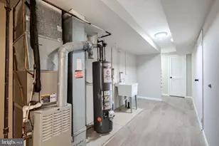 5404 Hawthorne St, Philadelphia, PA 19124 - Photo 26