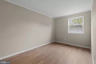 5404 Hawthorne St, Philadelphia, PA 19124 - Photo 16