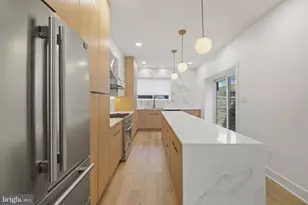 1027 Christian St, Philadelphia, PA 19147 - Photo 14