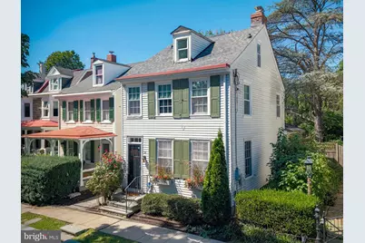 39 W Gravers Lane, Philadelphia, PA 19118 - Photo 2