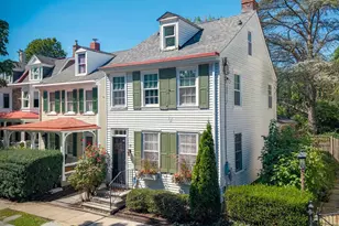 39 W Gravers Ln, Philadelphia, PA 19118 - Photo 2