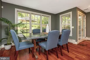 39 W Gravers Ln, Philadelphia, PA 19118 - Photo 8