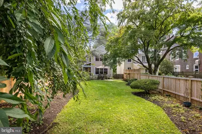 39 W Gravers Lane, Philadelphia, PA 19118 - Photo 18