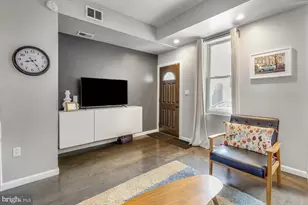 1104 E Dunton St, Philadelphia, PA 19123 - Photo 4