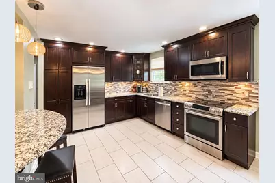 8600 Cathedral Circle, Philadelphia, PA 19128 - Photo 6