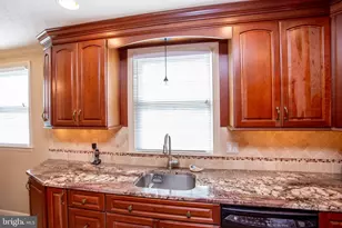 10213 Kilburn Rd, Philadelphia, PA 19114 - Photo 22