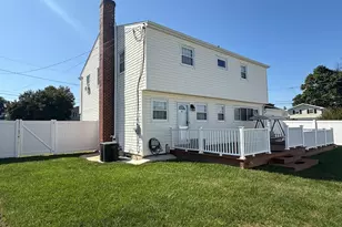 149 Laurie Ln, Philadelphia, PA 19115 - Photo 4