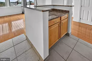 200 Lombard St, Philadelphia, PA 19147 - Photo 12