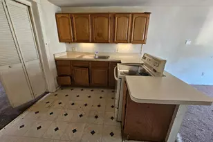 6603 Dorel St, Philadelphia, PA 19142 - Photo 4