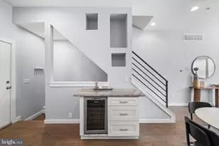 2107 E Arizona St, Philadelphia, PA 19125 - Photo 12