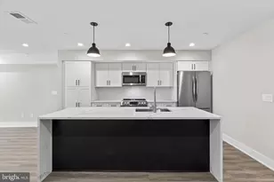 2144 Lombard, Philadelphia, PA 19146 - Photo 8