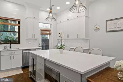 748 S Dorrance Street, Philadelphia, PA 19146 - Photo 8