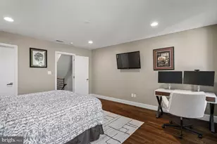 748 S Dorrance St, Philadelphia, PA 19146 - Photo 24