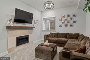 748 S Dorrance St, Philadelphia, PA 19146 - Photo 44
